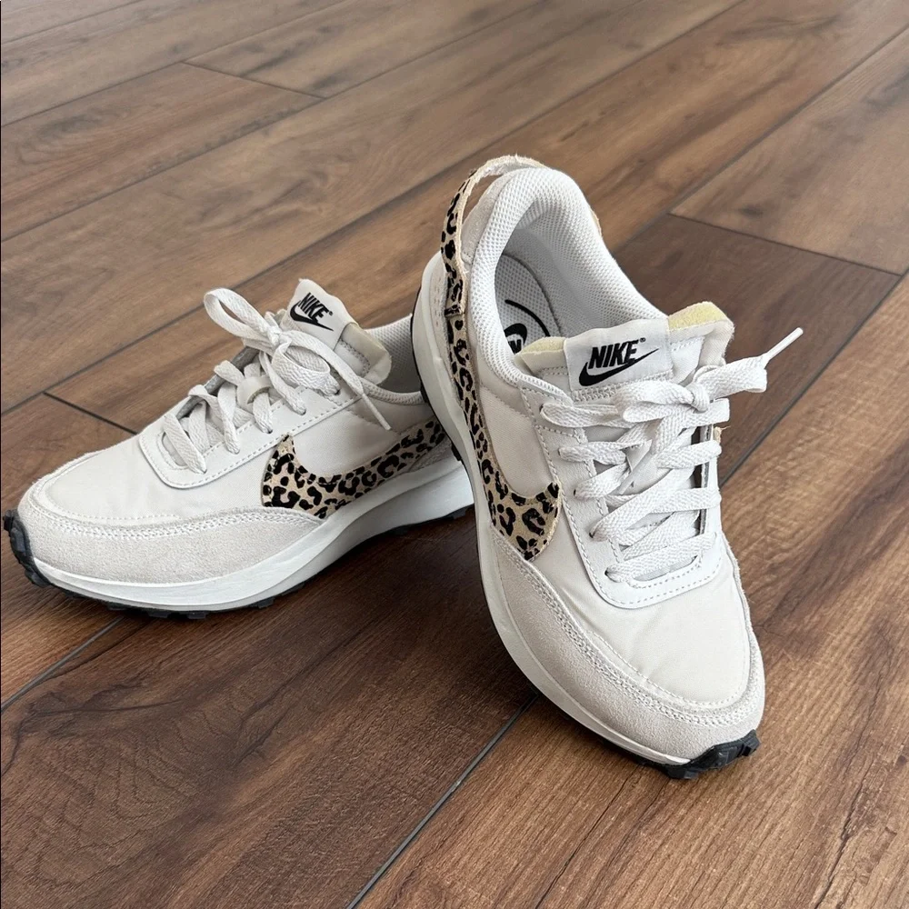 Nike Women's Waffle Debut Sneakers - White Black Leopard